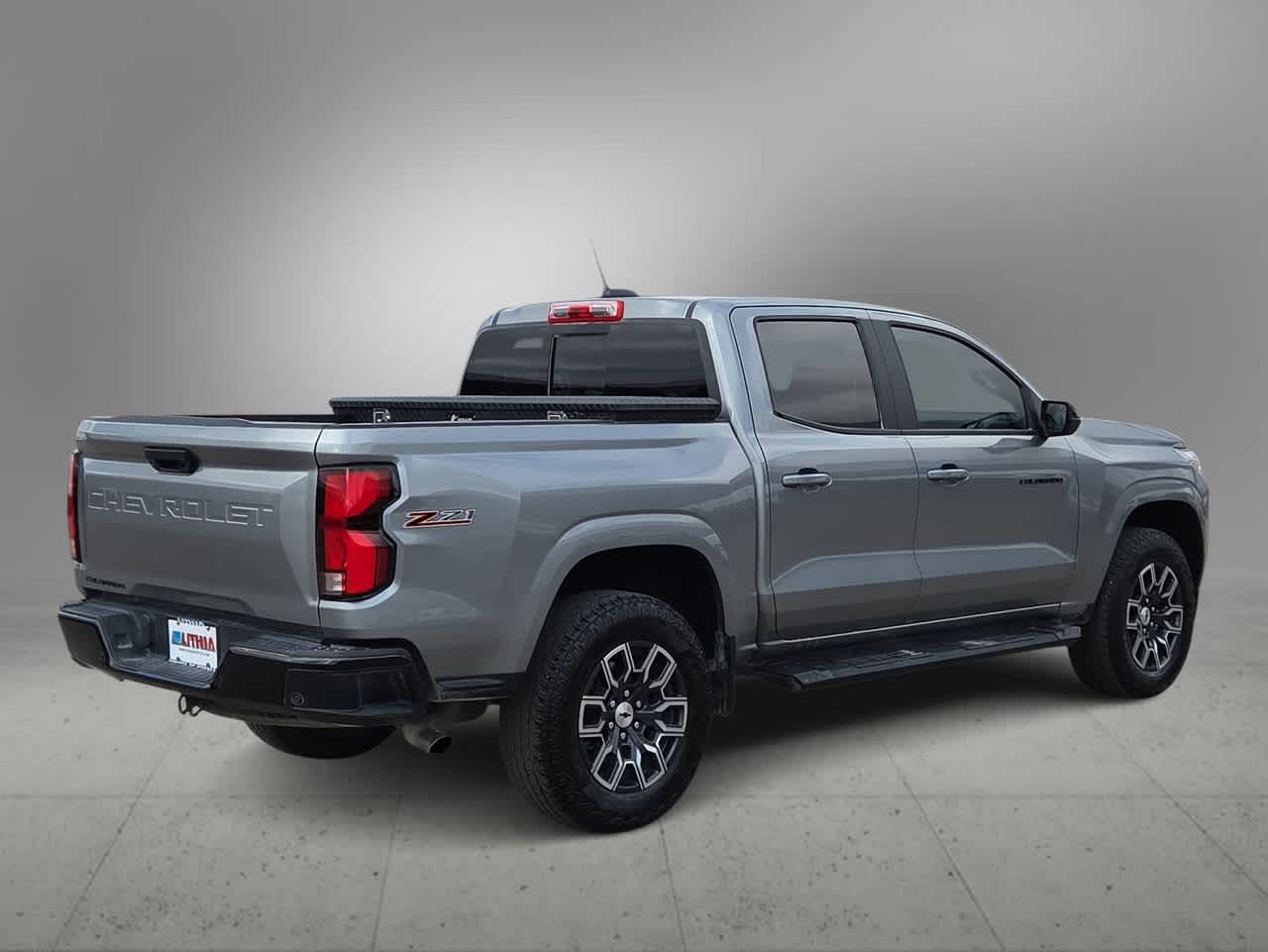 Thumbnail: 2024 Chevrolet Colorado - 8