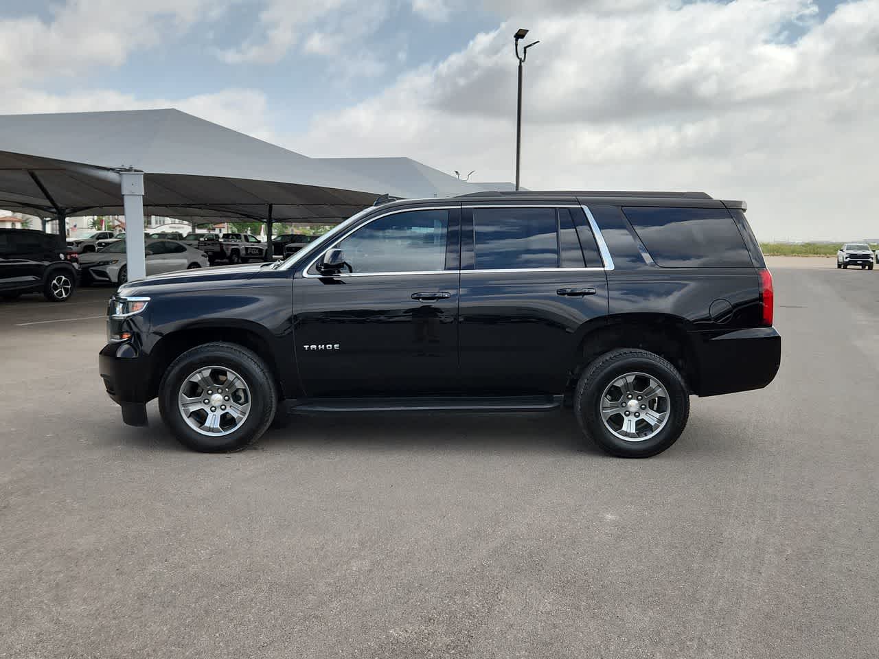 Thumbnail: 2018 Chevrolet Tahoe - 11