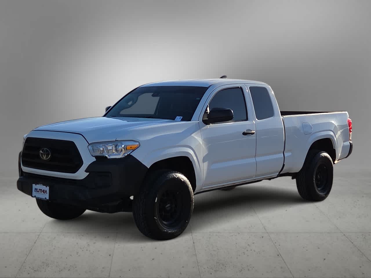 Thumbnail: 2022 Toyota Tacoma - 4