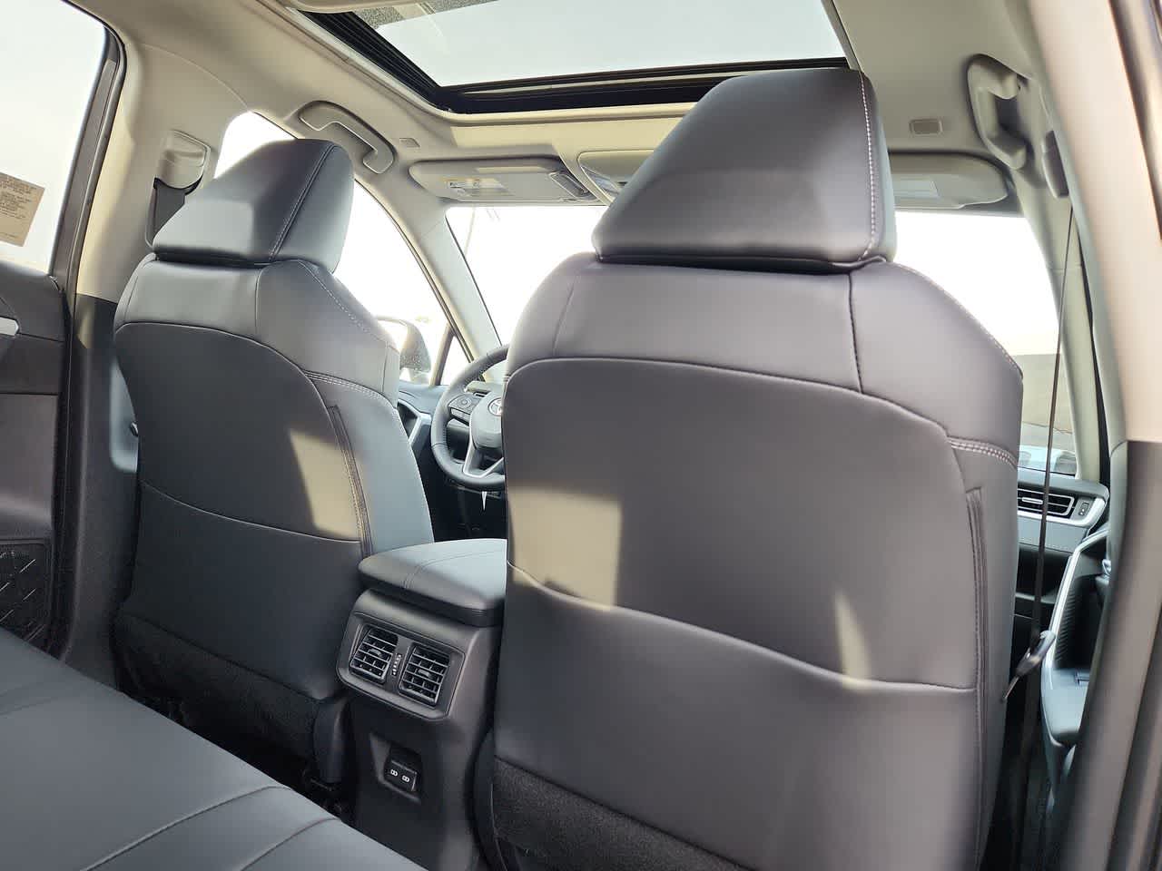 Thumbnail: 2025 Toyota RAV4 - 16