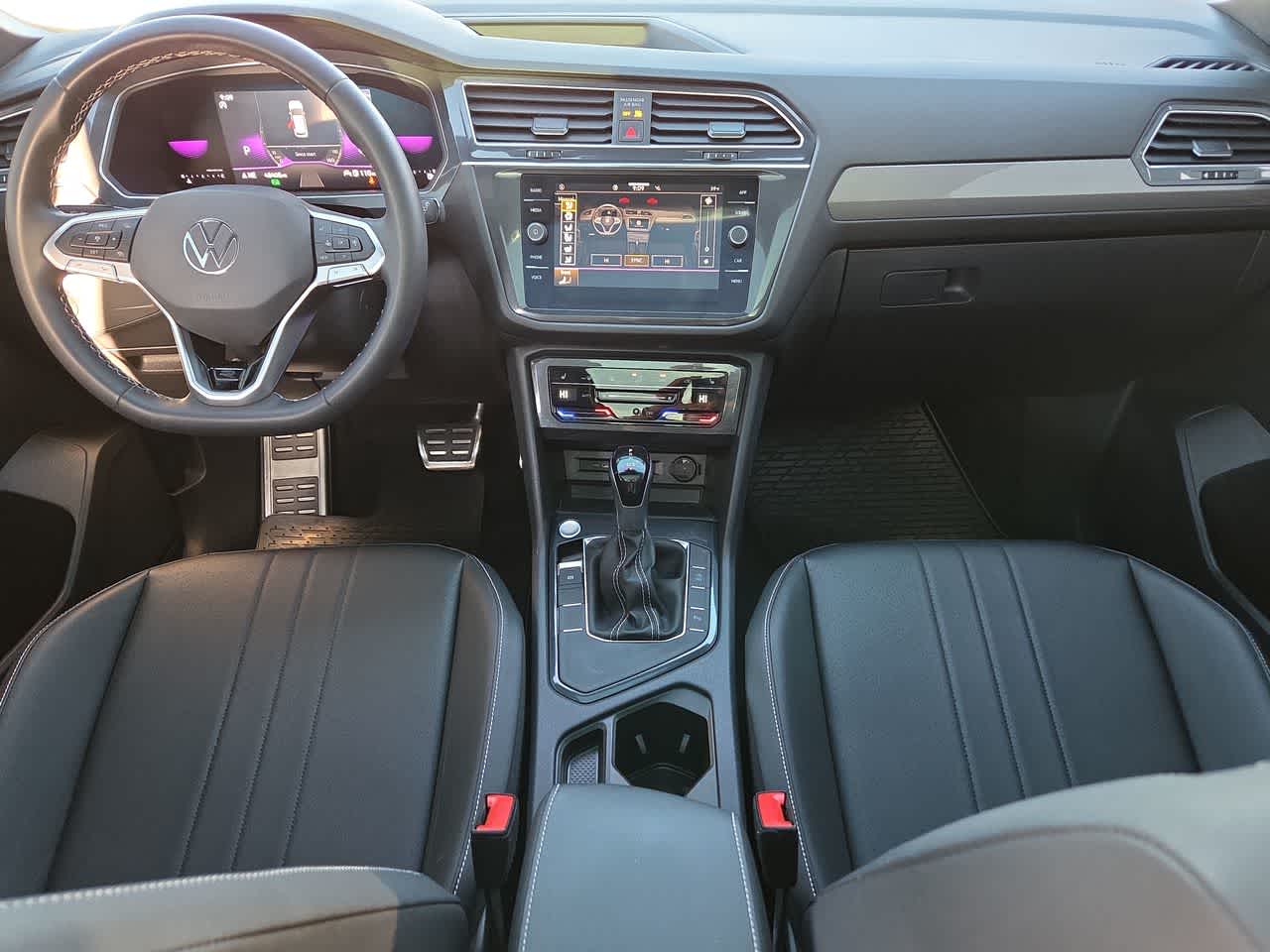 Thumbnail: 2023 Volkswagen Tiguan - 14