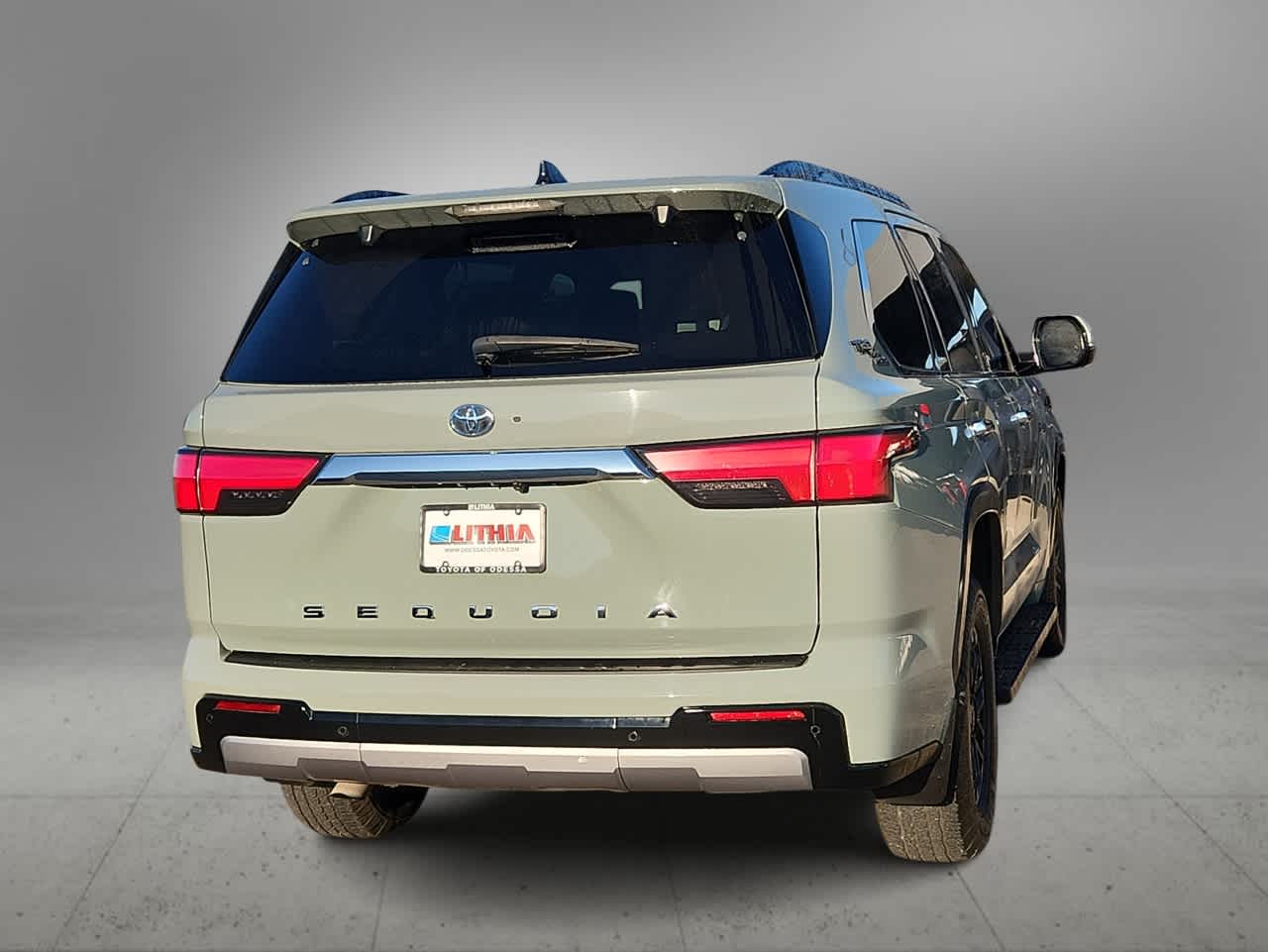 Thumbnail: 2023 Toyota Sequoia - 7