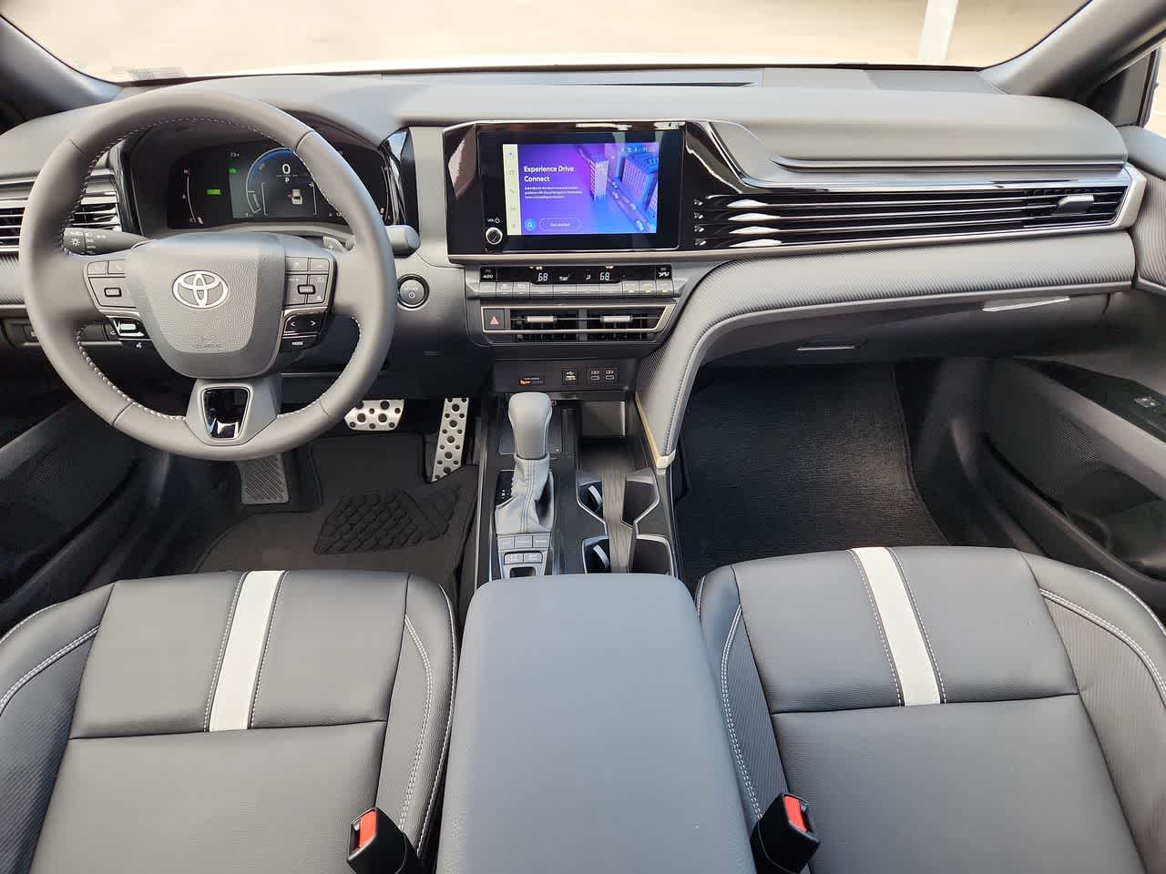Thumbnail: 2025 Toyota Camry - 14