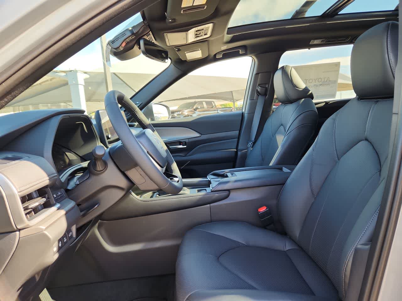 Thumbnail: 2026 Toyota Grand Highlander - 15