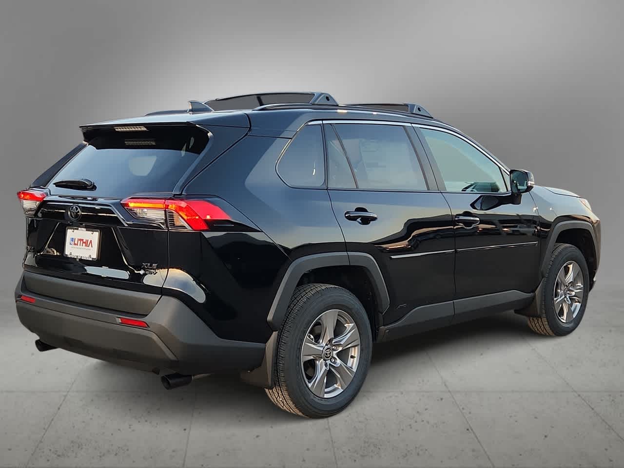 Thumbnail: 2025 Toyota RAV4 - 8