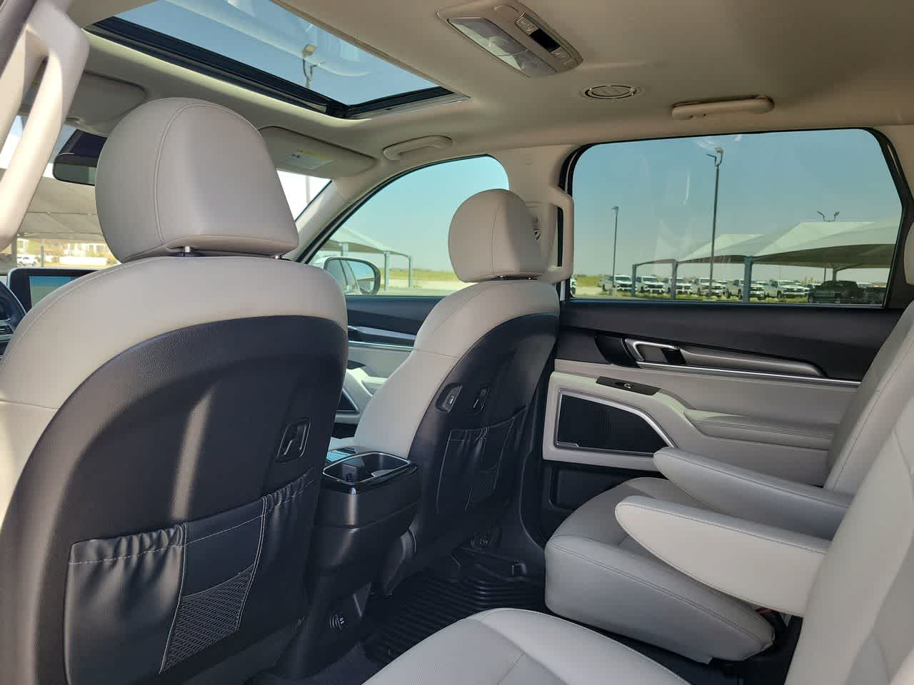 2022 Kia Telluride S 19