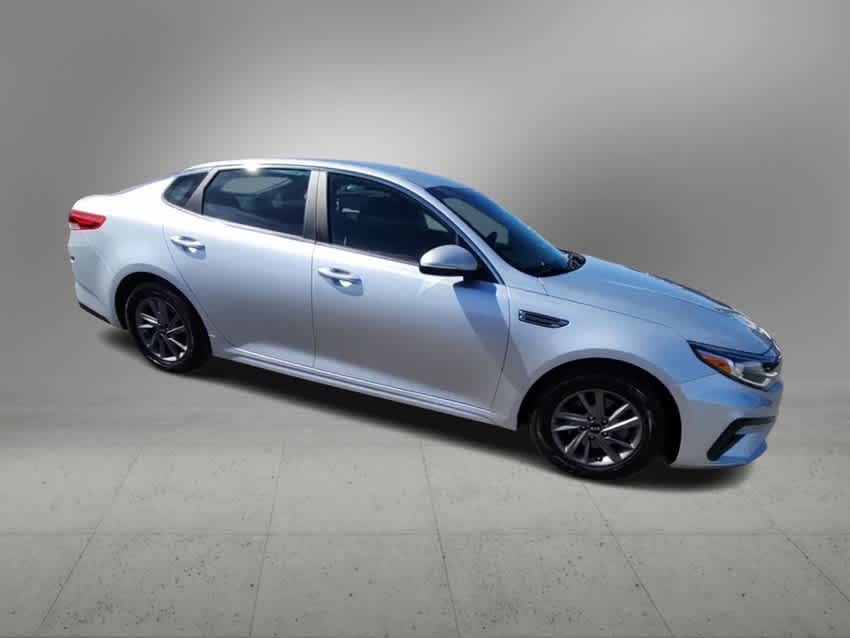 Thumbnail: 2020 Kia Optima - 9