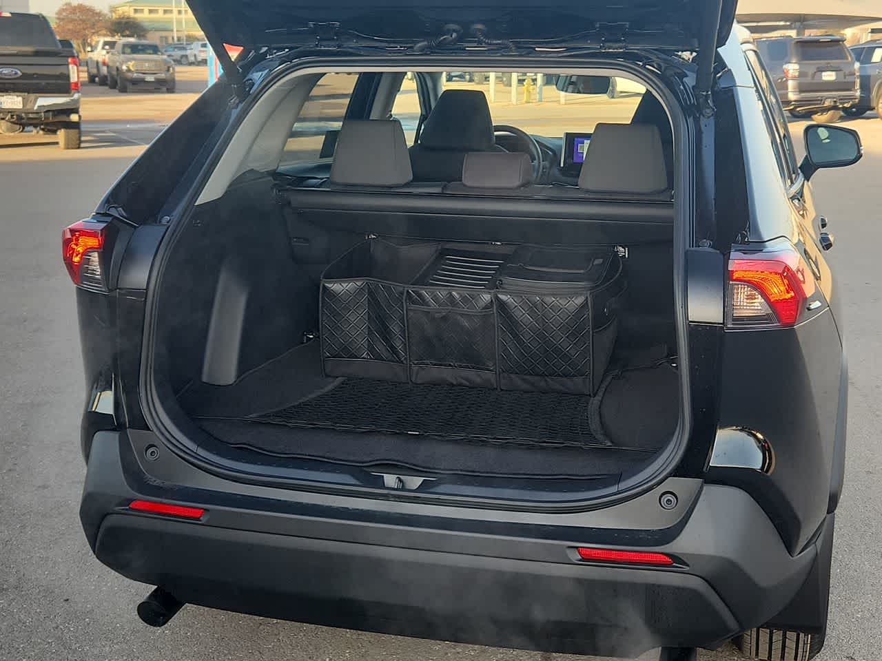 Thumbnail: 2025 Toyota RAV4 - 23