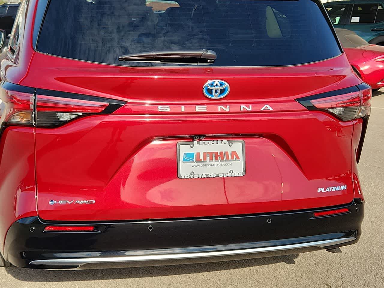 Thumbnail: 2025 Toyota Sienna - 11