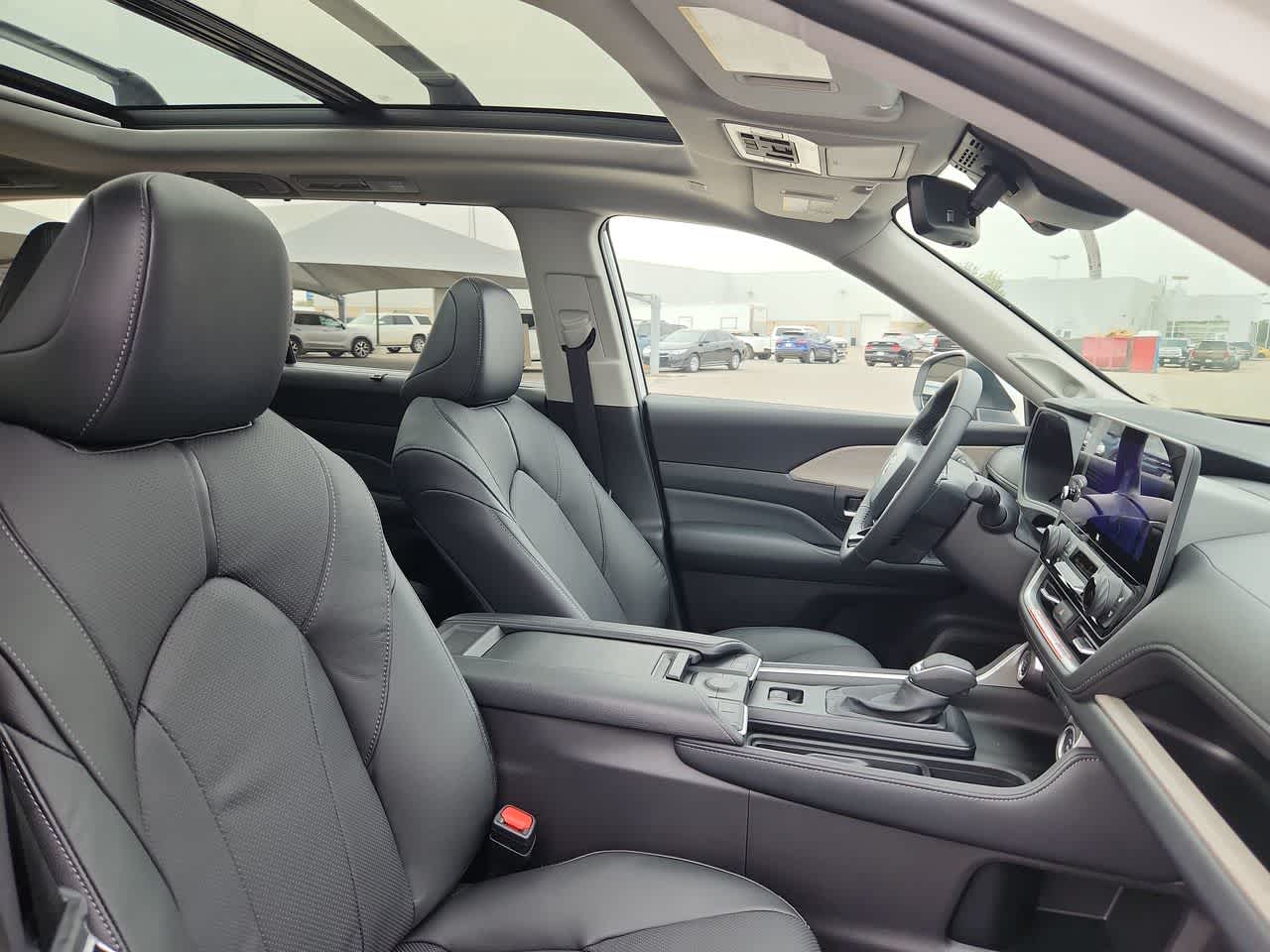 Thumbnail: 2026 Toyota Grand Highlander - 18