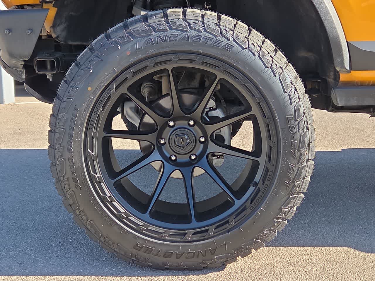 Thumbnail: 2021 Ford Bronco - 12