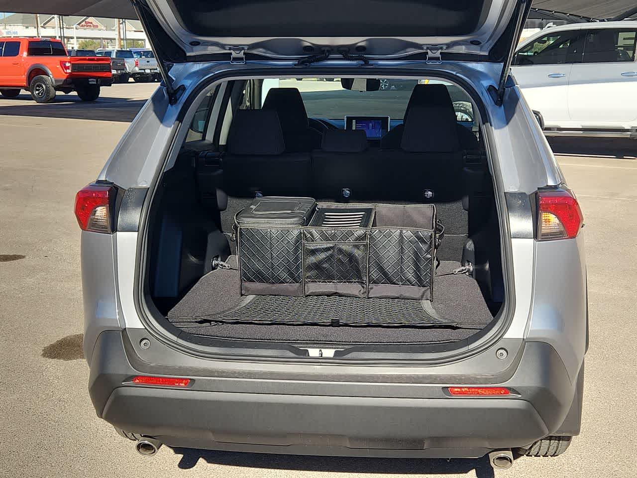 Thumbnail: 2025 Toyota RAV4 - 23