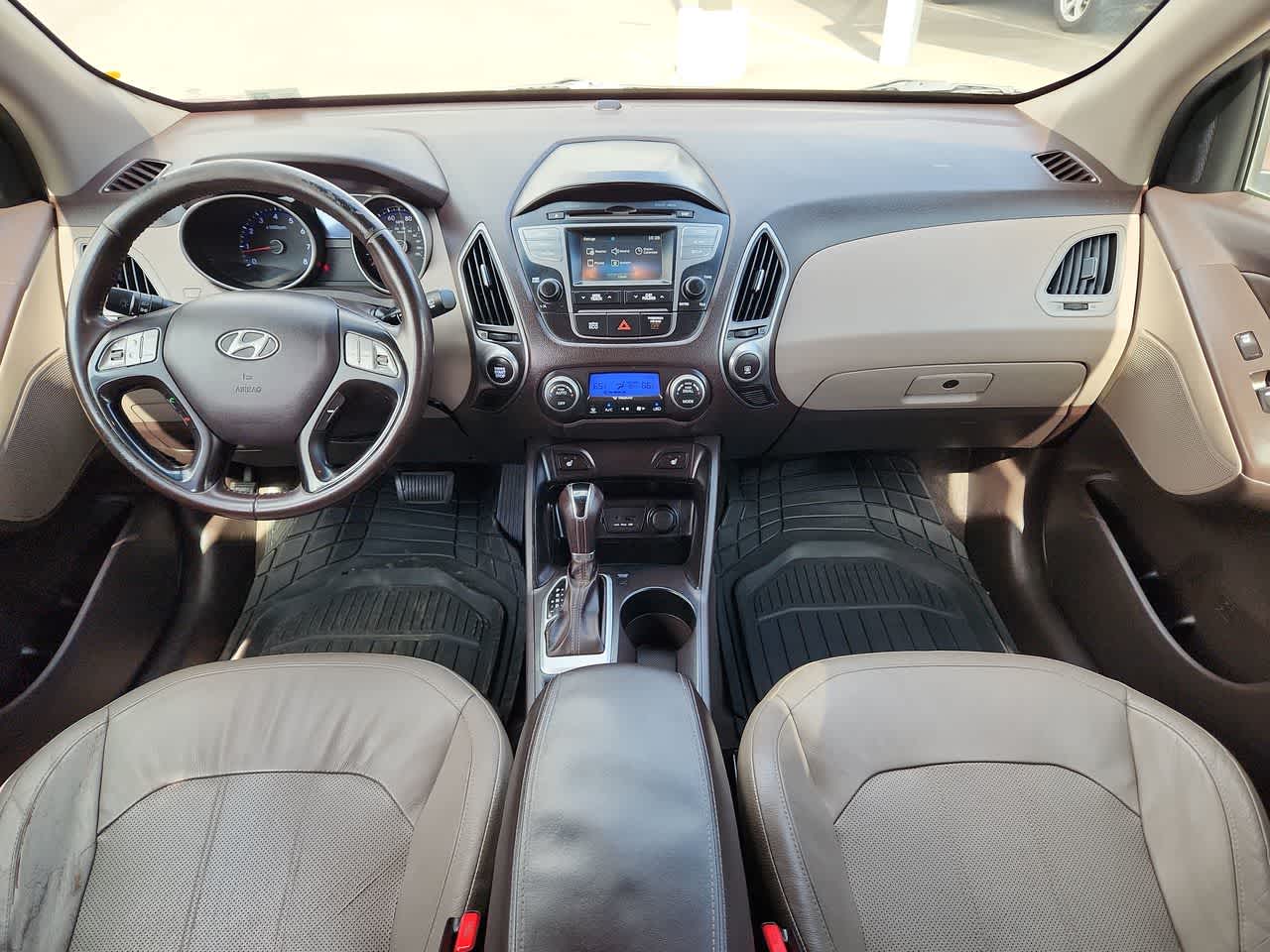 Thumbnail: 2014 Hyundai Tucson - 14