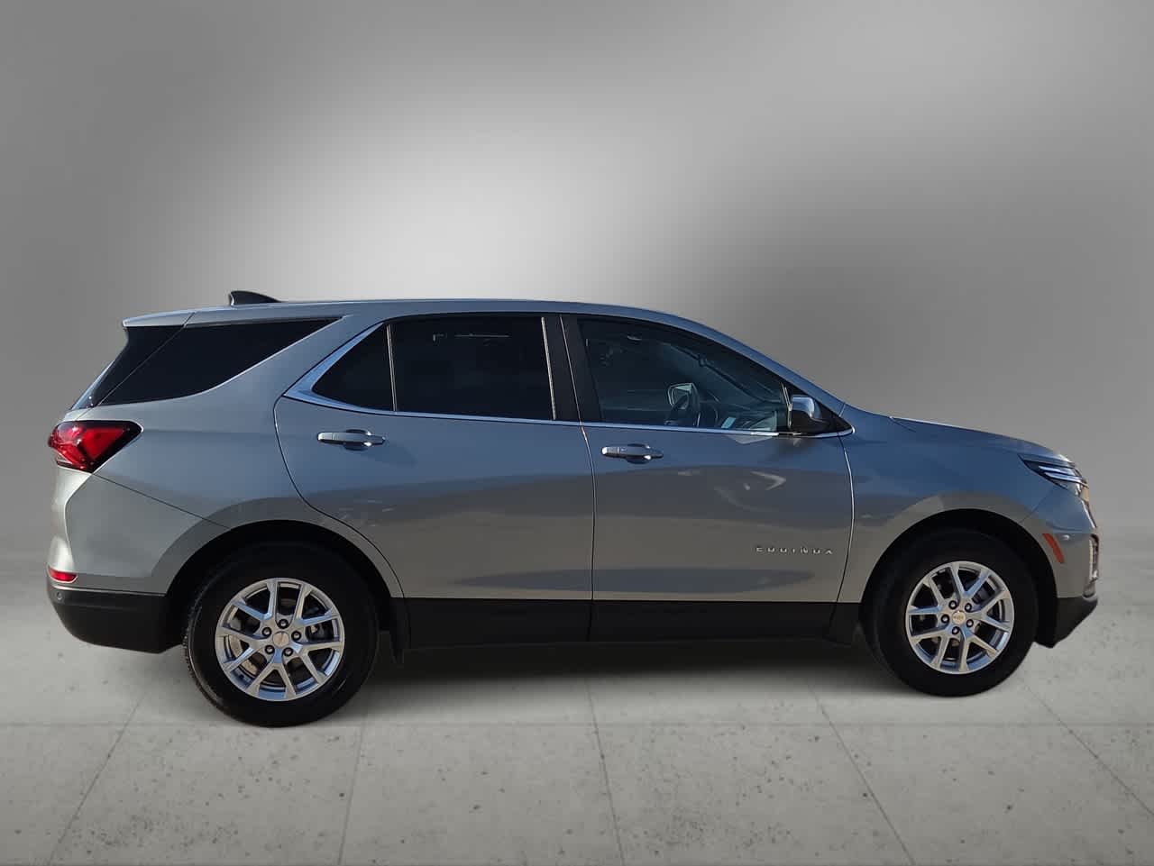 Thumbnail: 2024 Chevrolet Equinox - 9