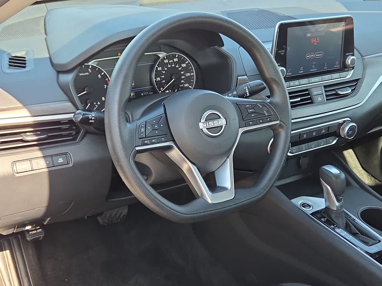 Thumbnail: 2025 Nissan Altima - 10