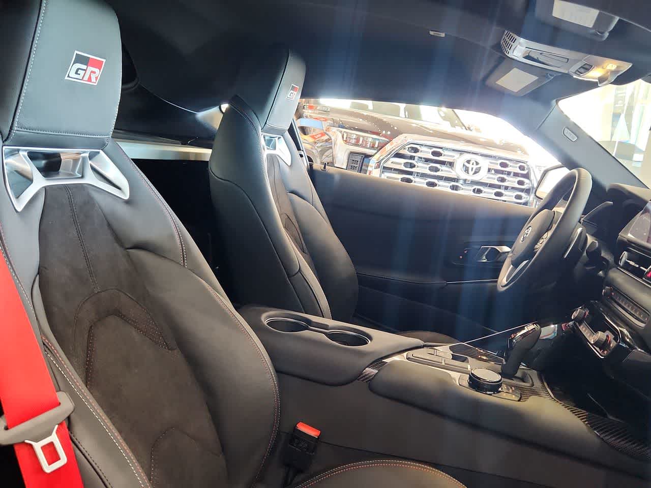 Thumbnail: 2026 Toyota GR Supra - 10