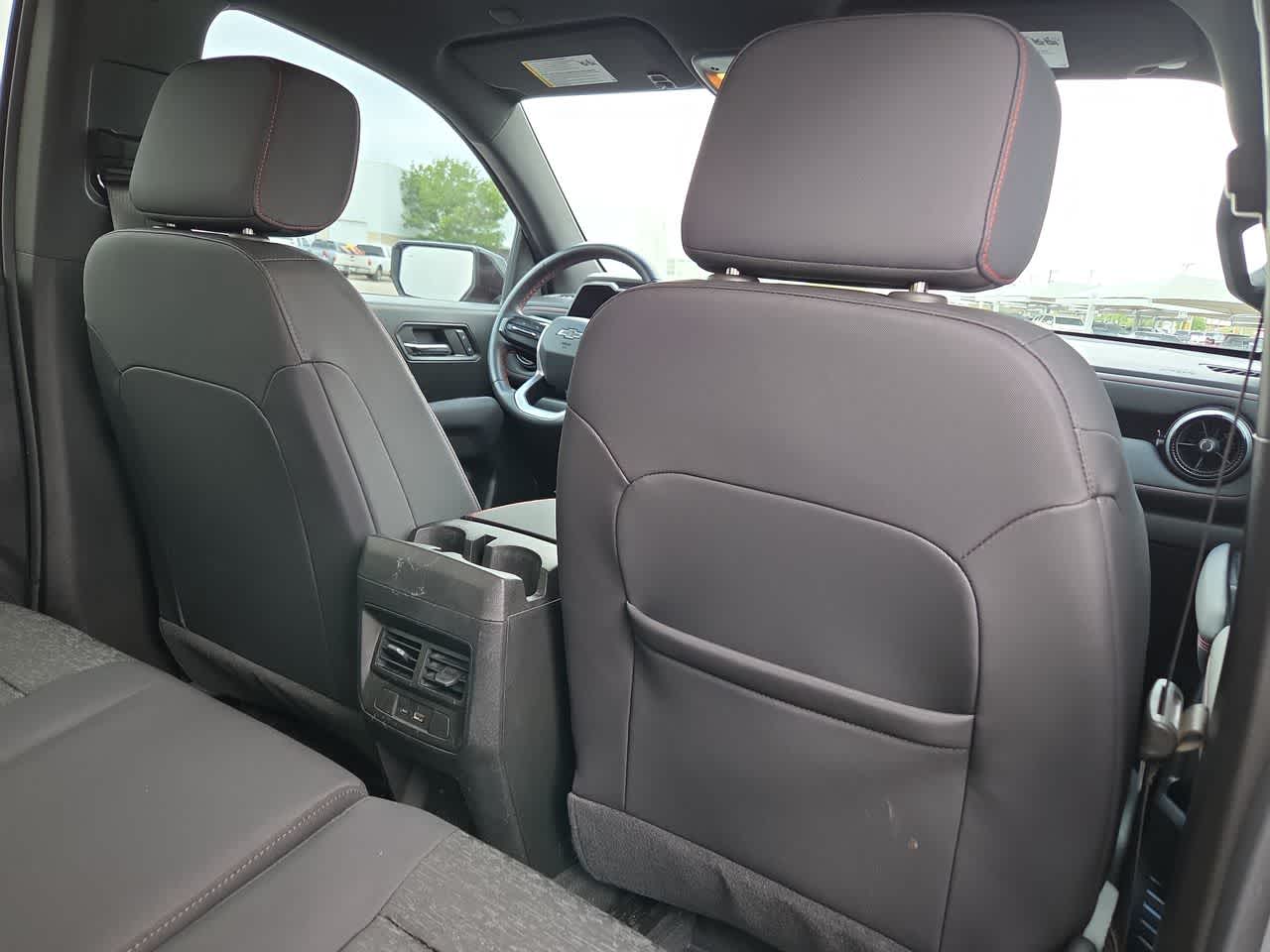 Thumbnail: 2024 Chevrolet Colorado - 16