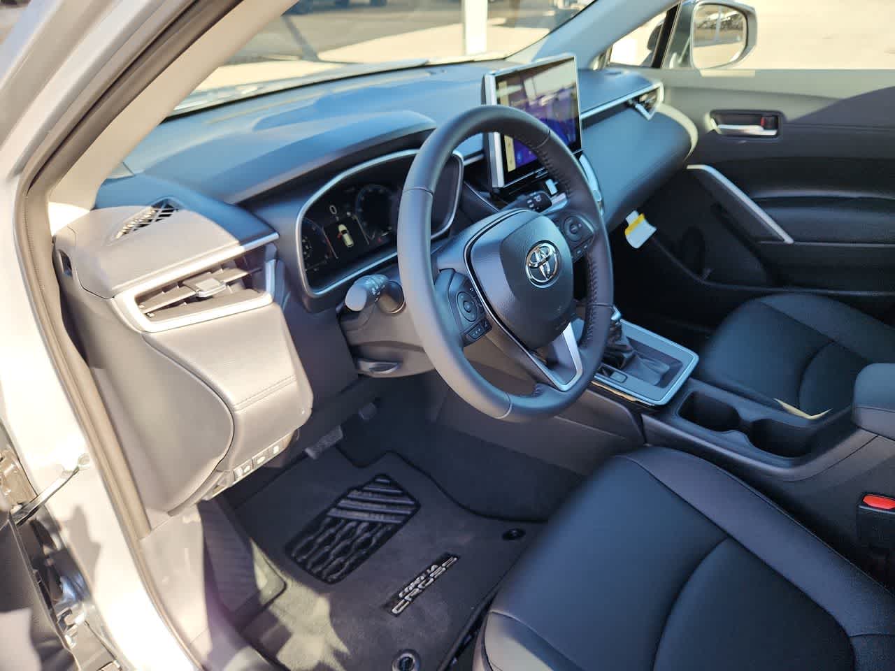 Thumbnail: 2026 Toyota Corolla Cross - 10