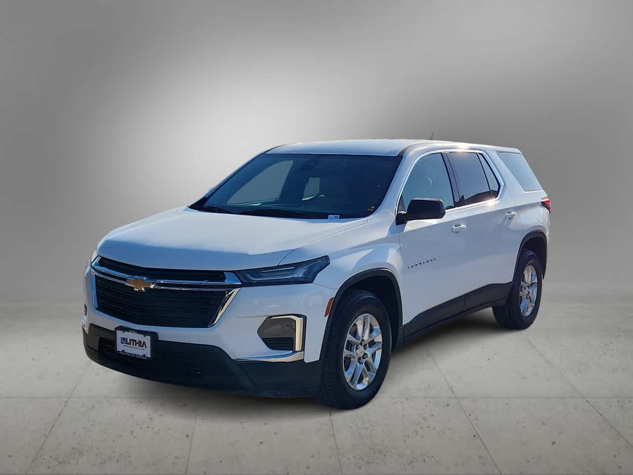 Thumbnail: 2022 Chevrolet Traverse - 4