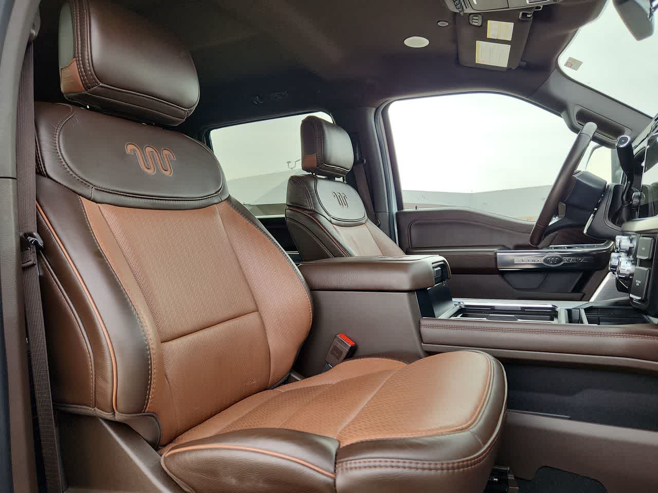 Thumbnail: 2024 Ford Econoline - 18