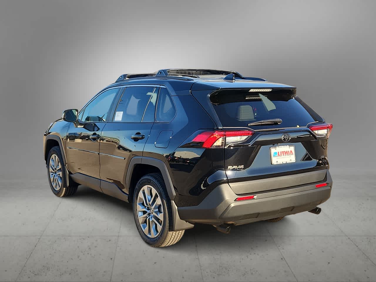 Thumbnail: 2025 Toyota RAV4 - 6