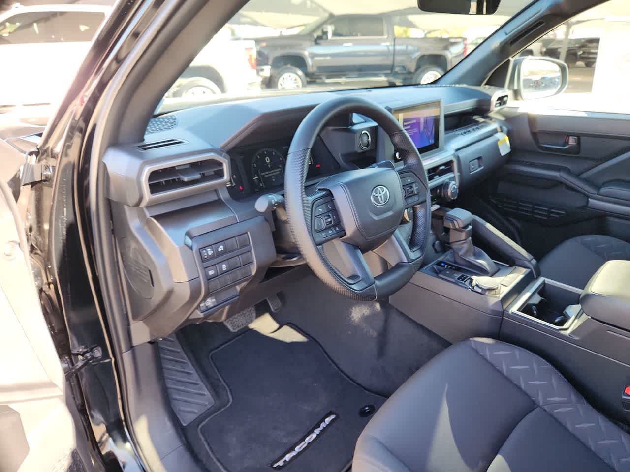 Thumbnail: 2025 Toyota Tacoma - 10