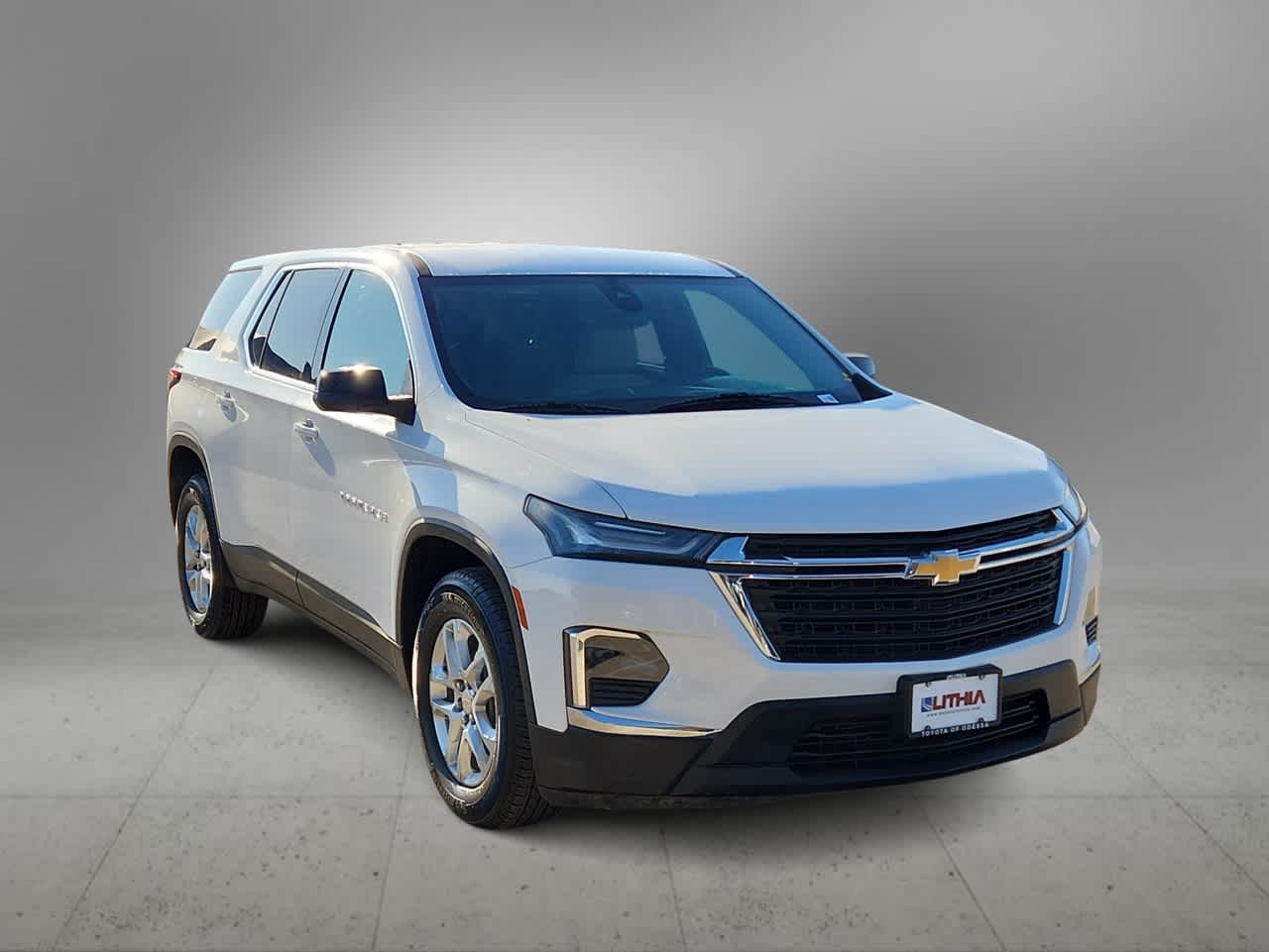 Thumbnail: 2022 Chevrolet Traverse - 2