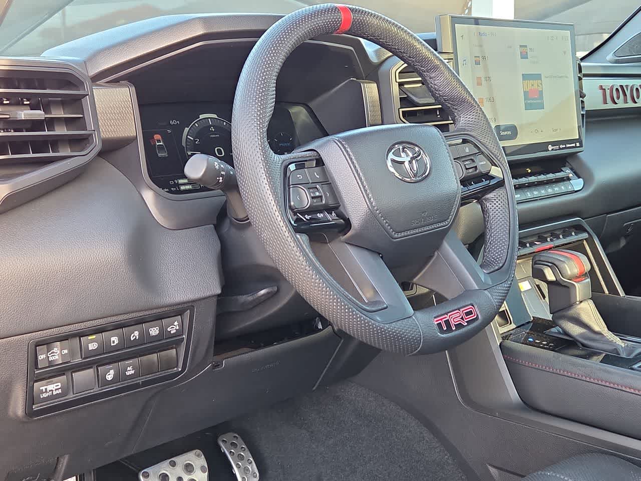 Thumbnail: 2024 Toyota Tundra - 10