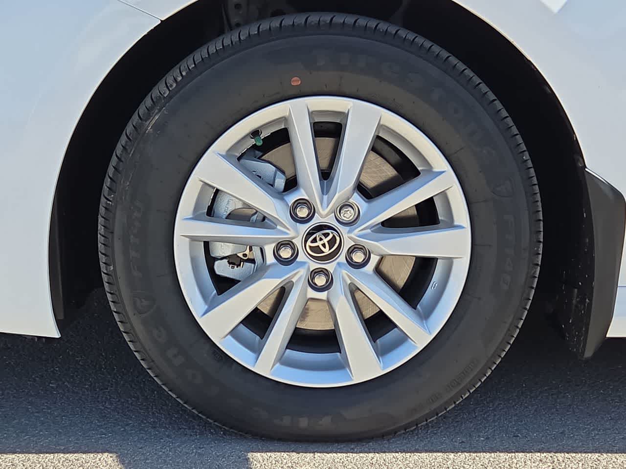 Thumbnail: 2026 Toyota Camry - 12