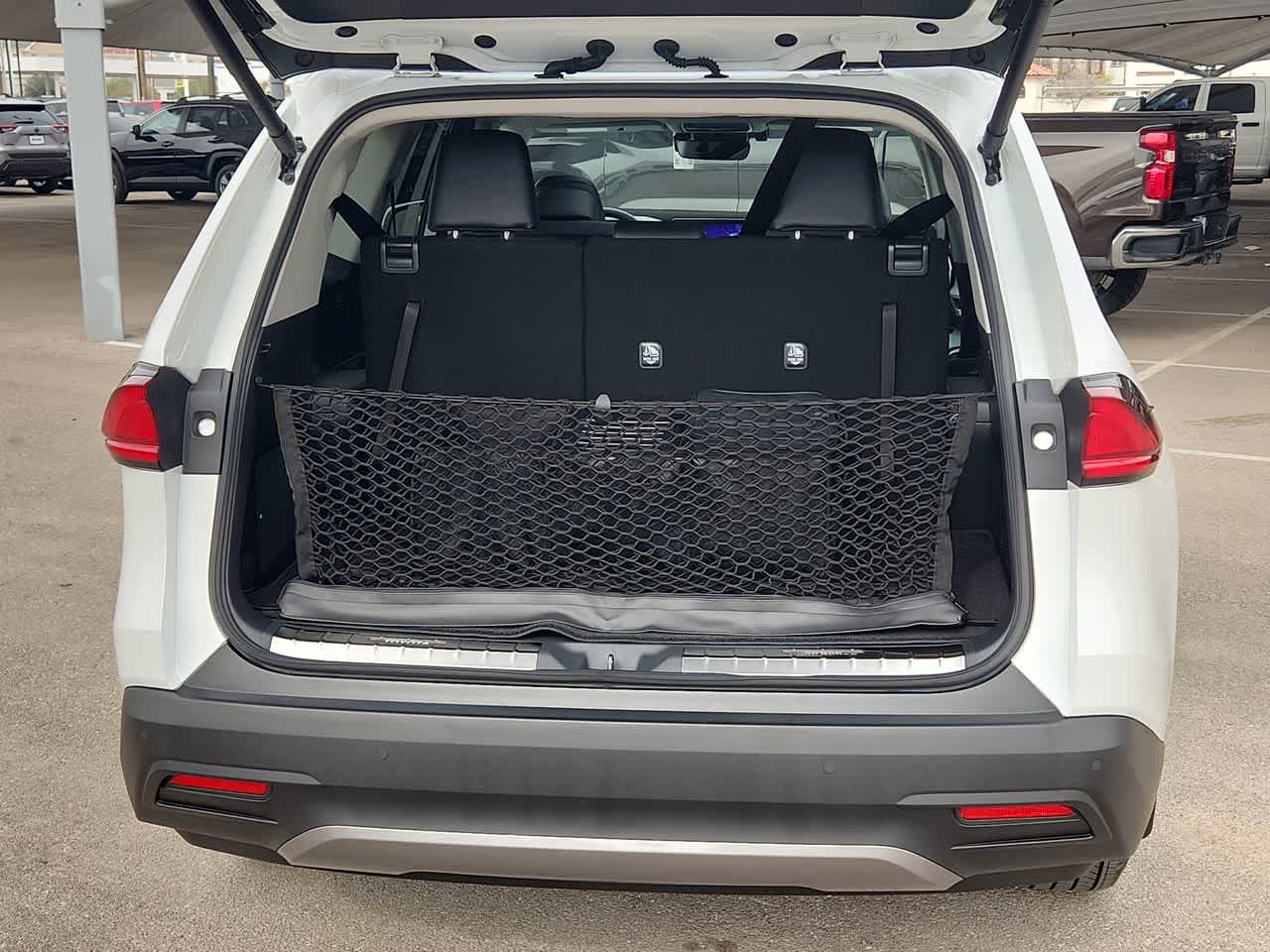 Thumbnail: 2026 Toyota Grand Highlander - 23