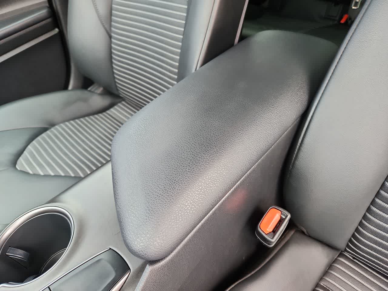 2022 Toyota Camry SE 20