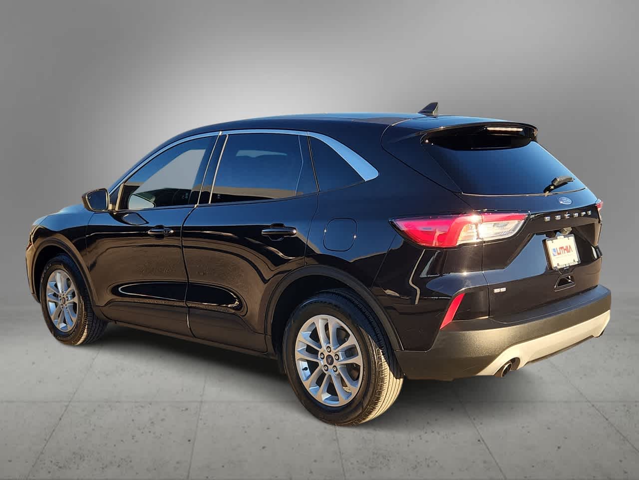 Thumbnail: 2022 Ford Escape - 6