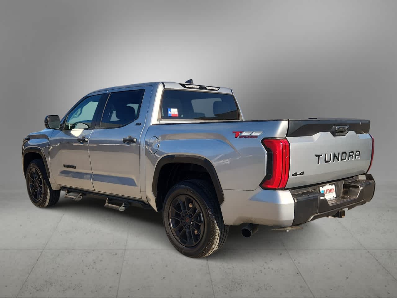 Thumbnail: 2024 Toyota Tundra - 6
