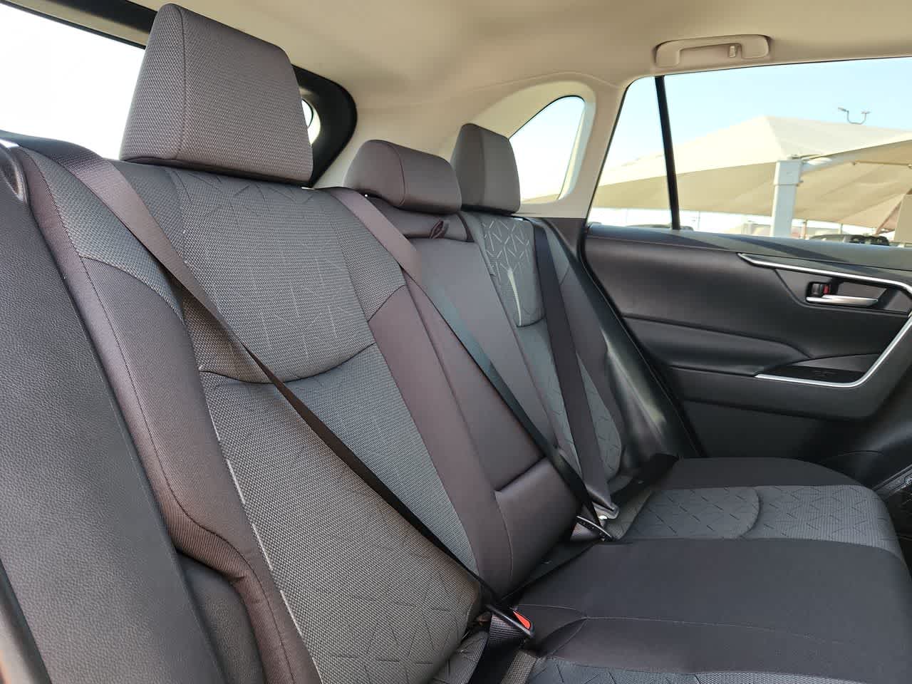 Thumbnail: 2025 Toyota RAV4 - 17