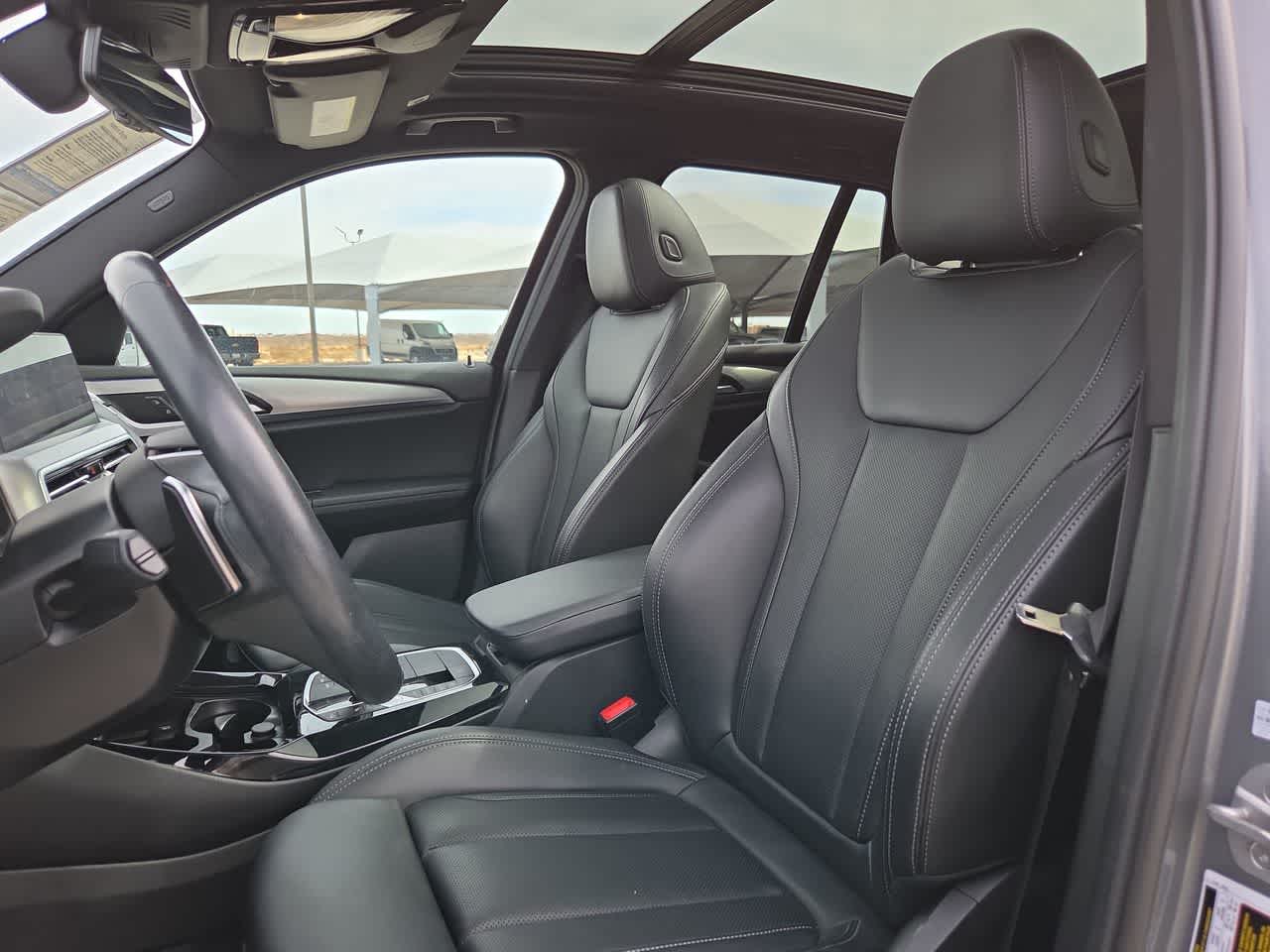 Thumbnail: 2023 BMW X3 - 14