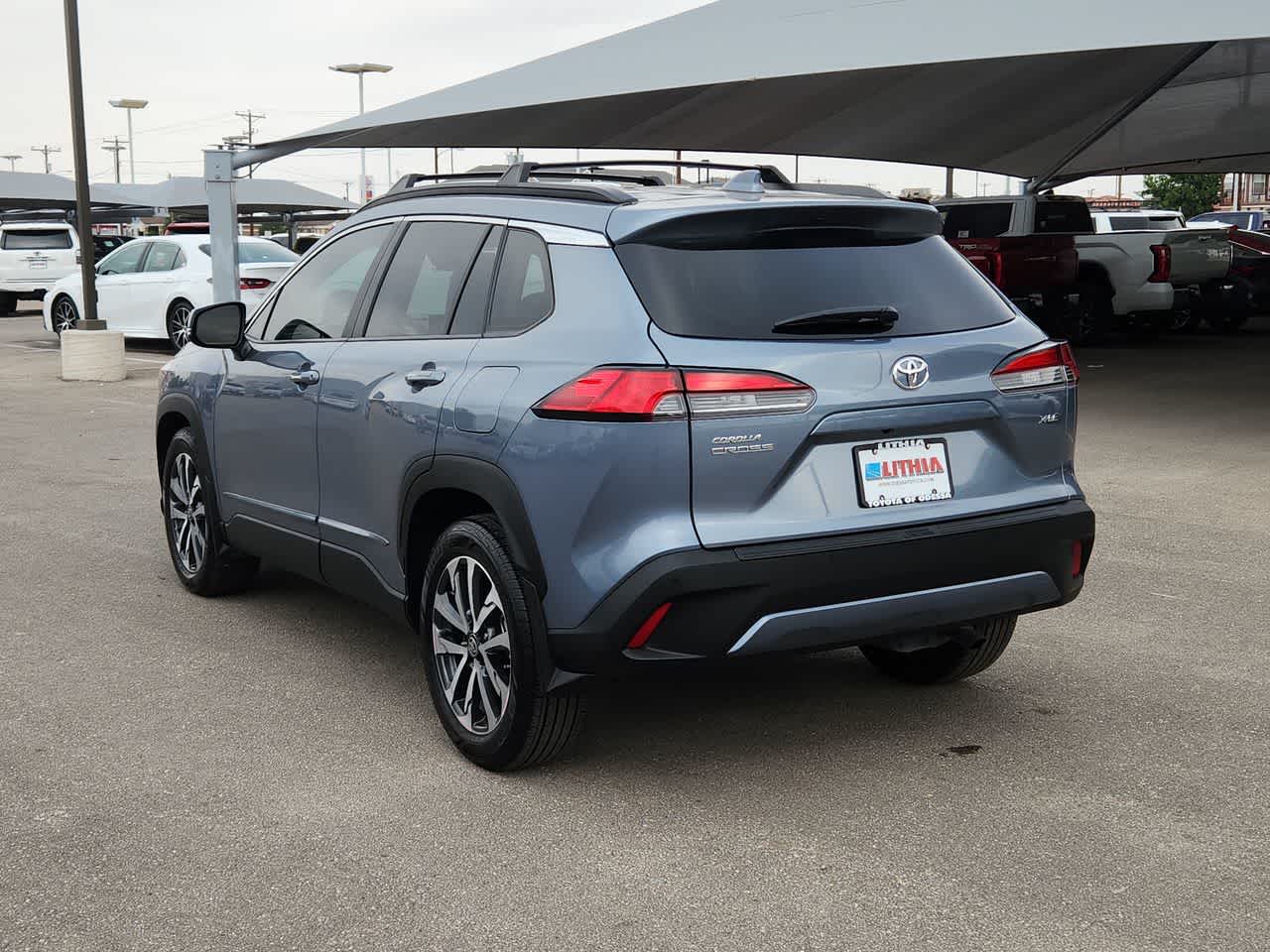2024 Toyota Corolla Cross XLE 12