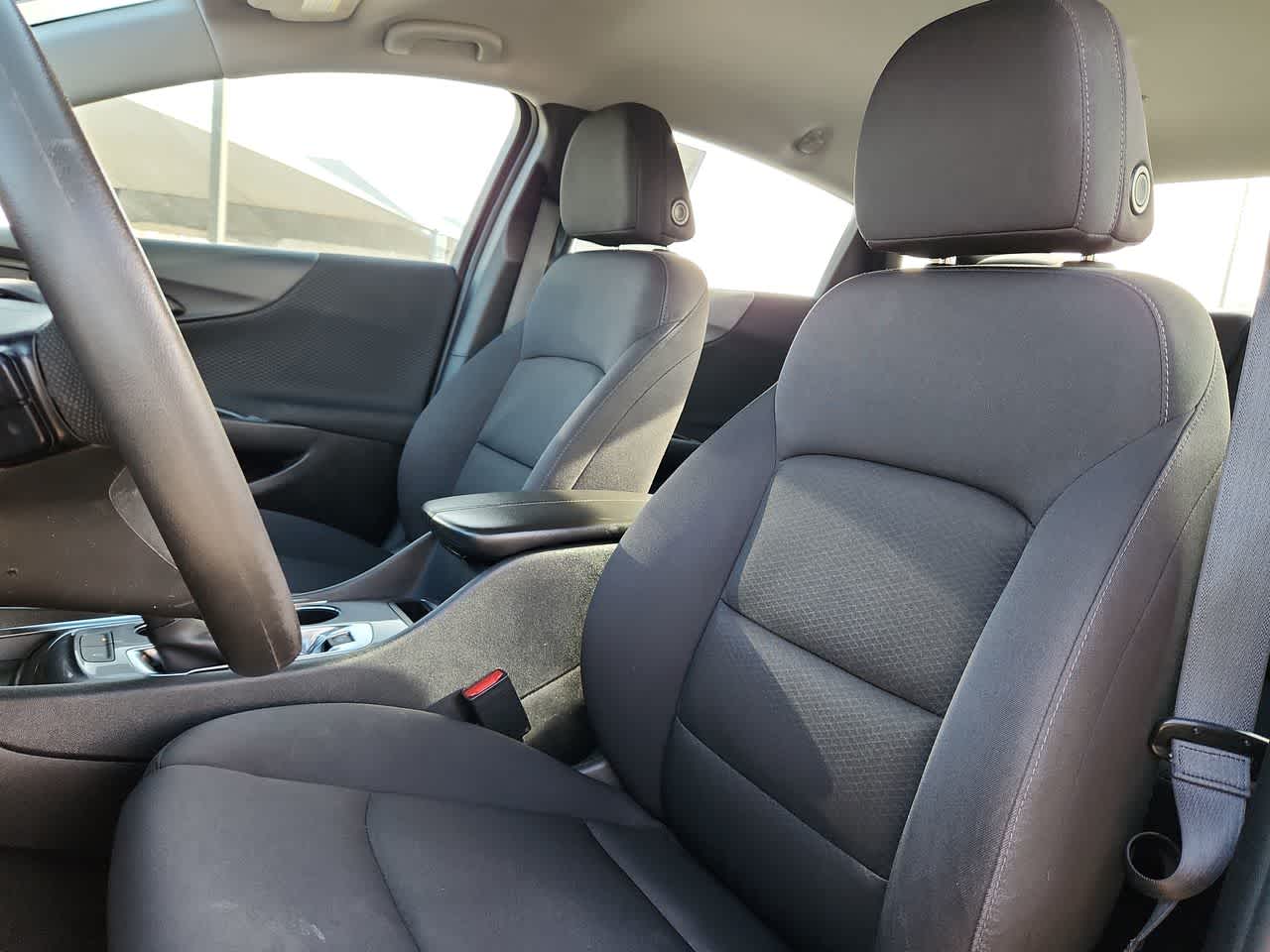 Thumbnail: 2024 Chevrolet Malibu - 15