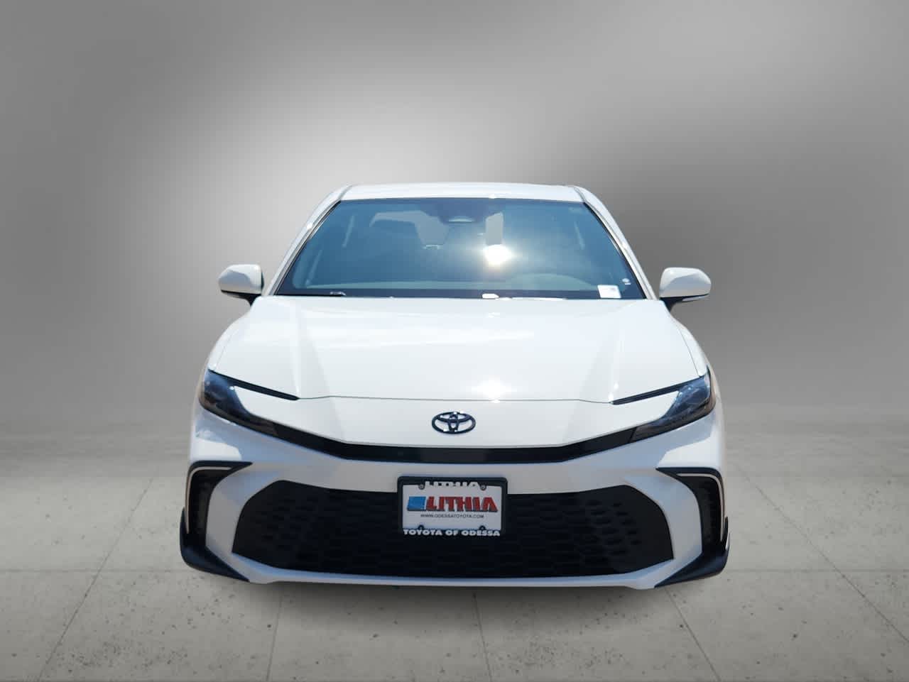 Thumbnail: 2025 Toyota Camry - 3