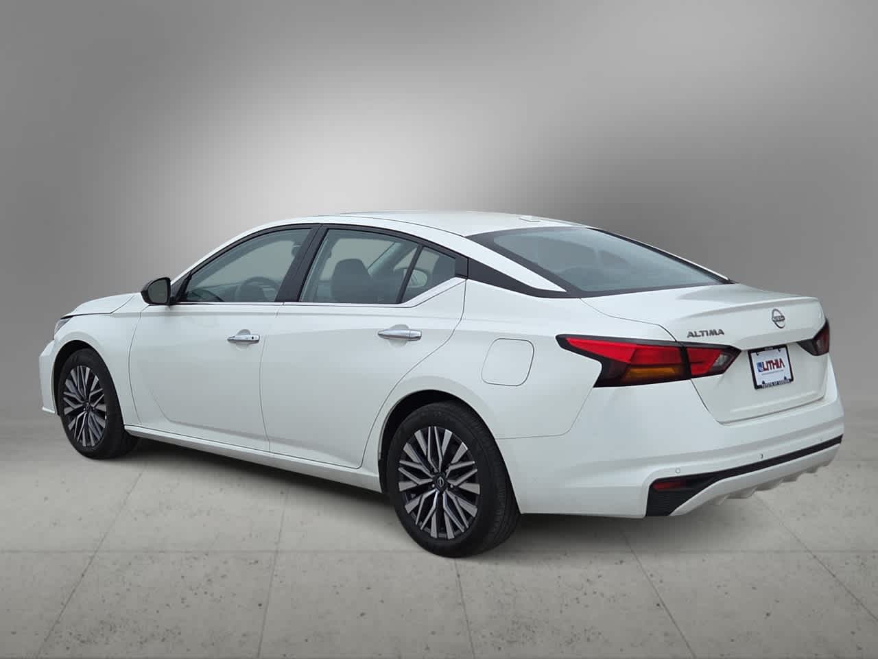 Thumbnail: 2025 Nissan Altima - 6