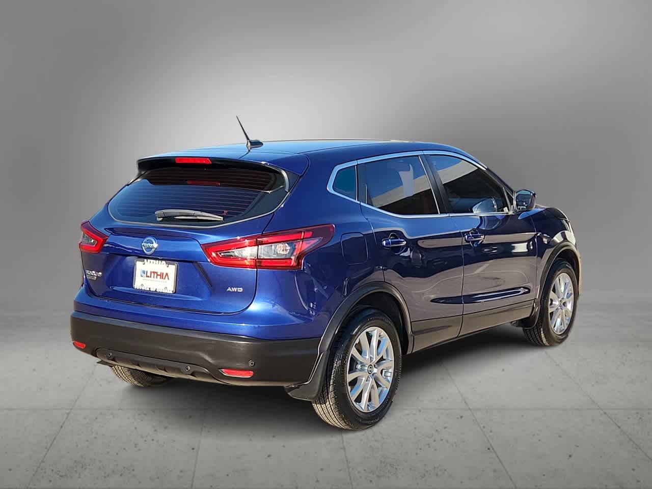 Thumbnail: 2022 Nissan Rogue Sport - 8