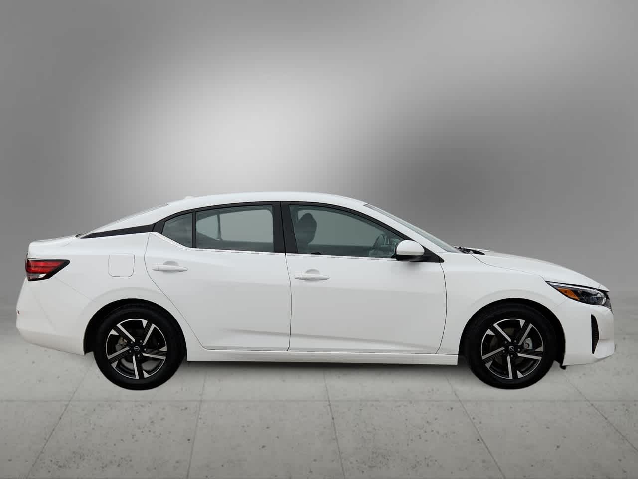 Thumbnail: 2024 Nissan Sentra - 9