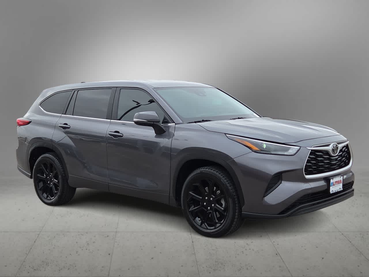 Thumbnail: 2023 Toyota Highlander - 2