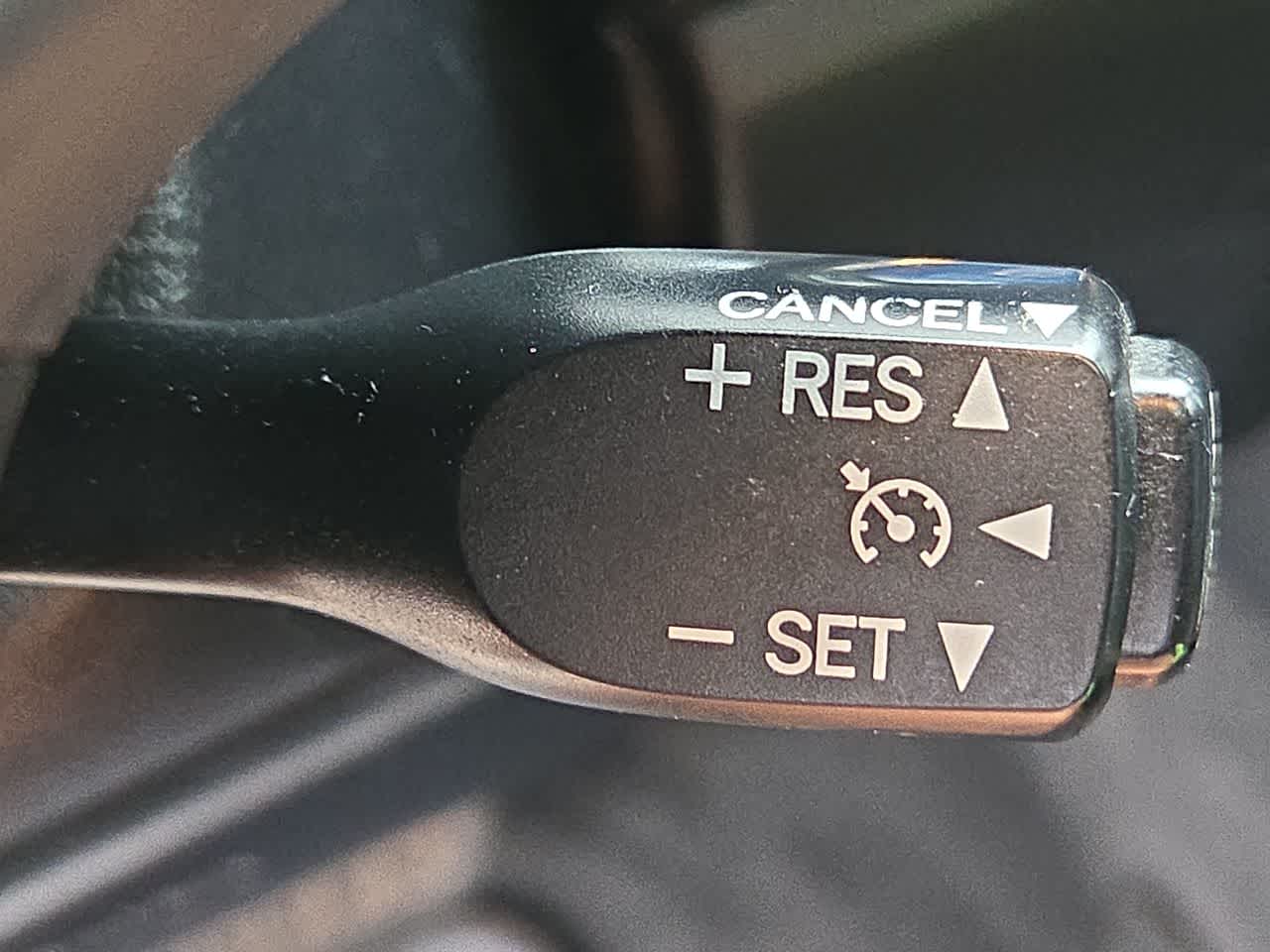 Thumbnail: 2013 Toyota Avalon - 23