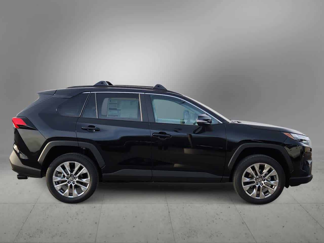 Thumbnail: 2025 Toyota RAV4 - 9