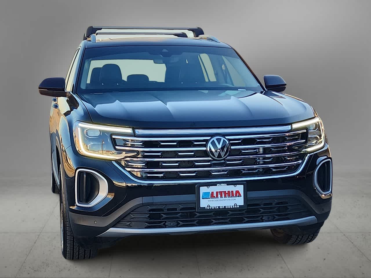 Thumbnail: 2024 Volkswagen Atlas - 3