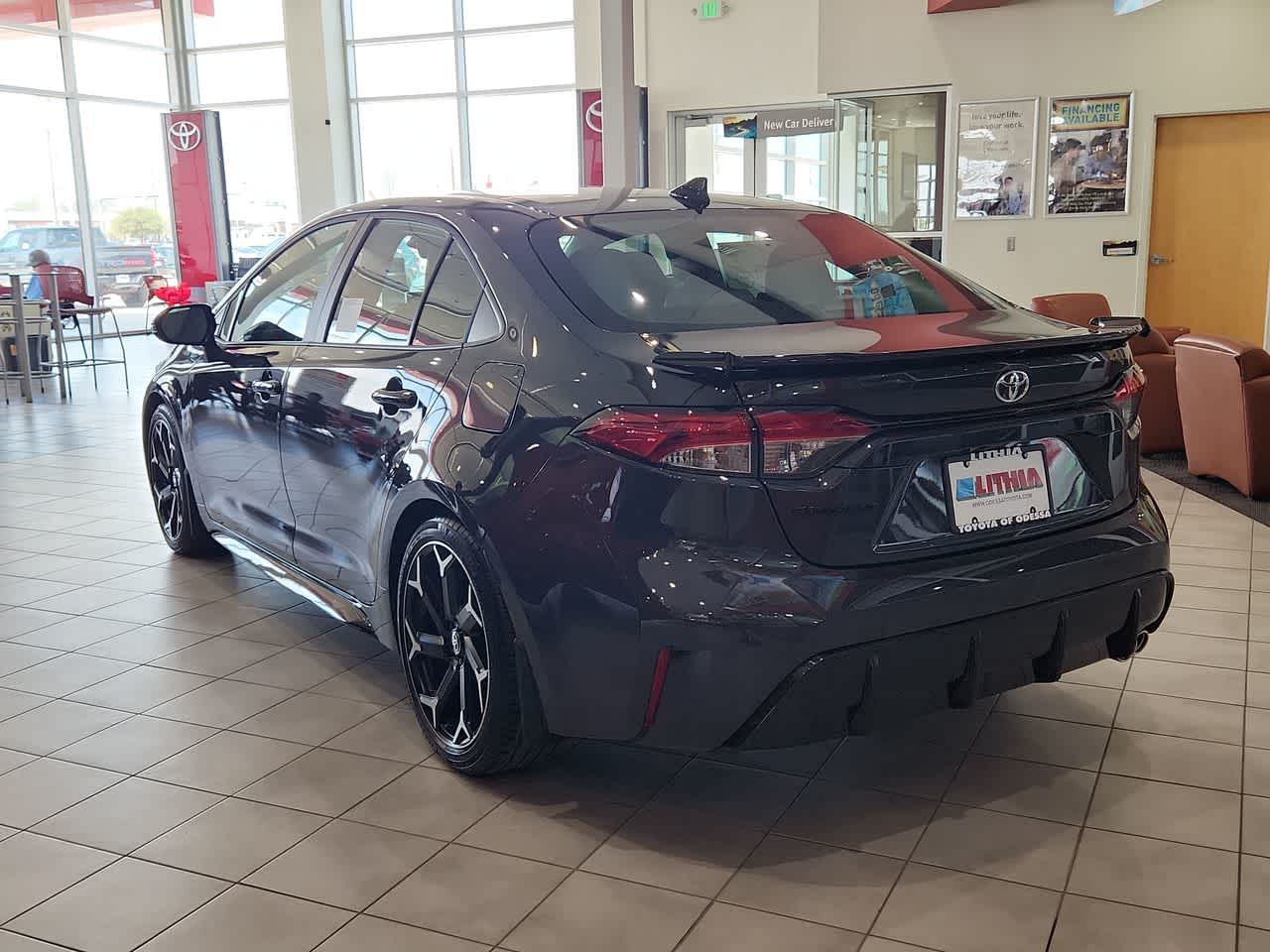 Thumbnail: 2025 Toyota Corolla - 3