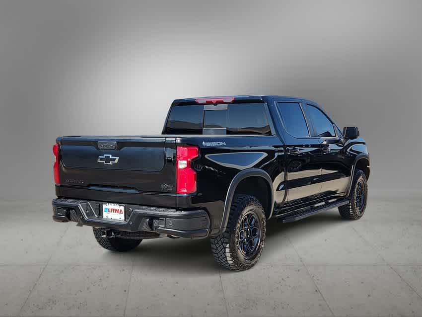 2023 Chevrolet Silverado 1500 ZR2 8