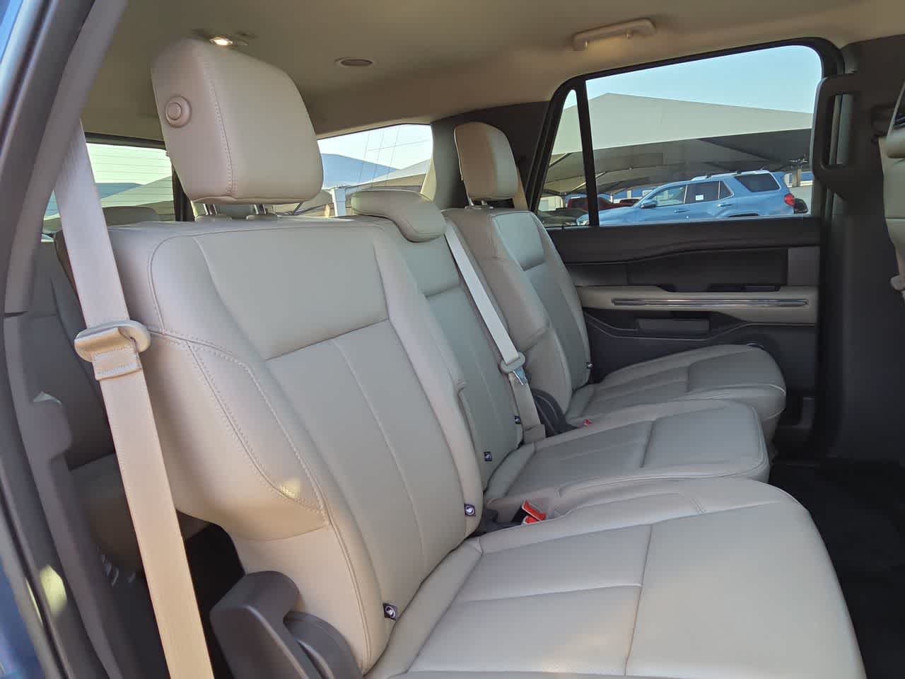 Thumbnail: 2020 Ford Expedition - 17