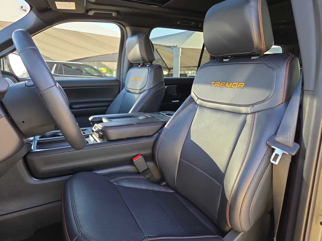 Thumbnail: 2025 Ford Expedition - 15