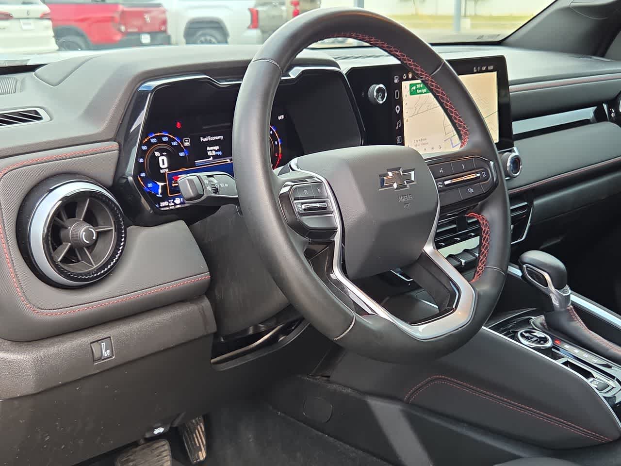 Thumbnail: 2024 Chevrolet Colorado - 10